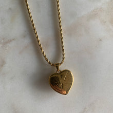 Load image into Gallery viewer, Heartbeat Necklace